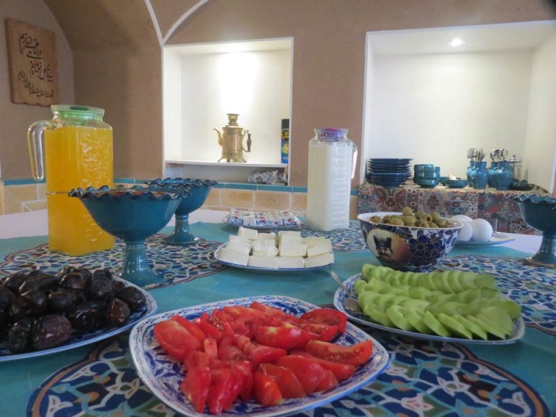 رستوران سنتی خانه تاریخی عادل