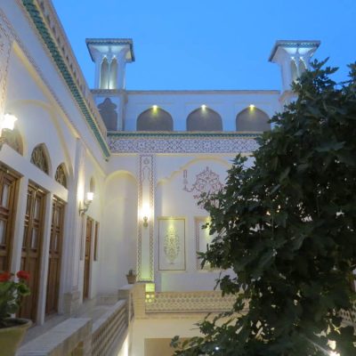 خانه تاریخی عادل